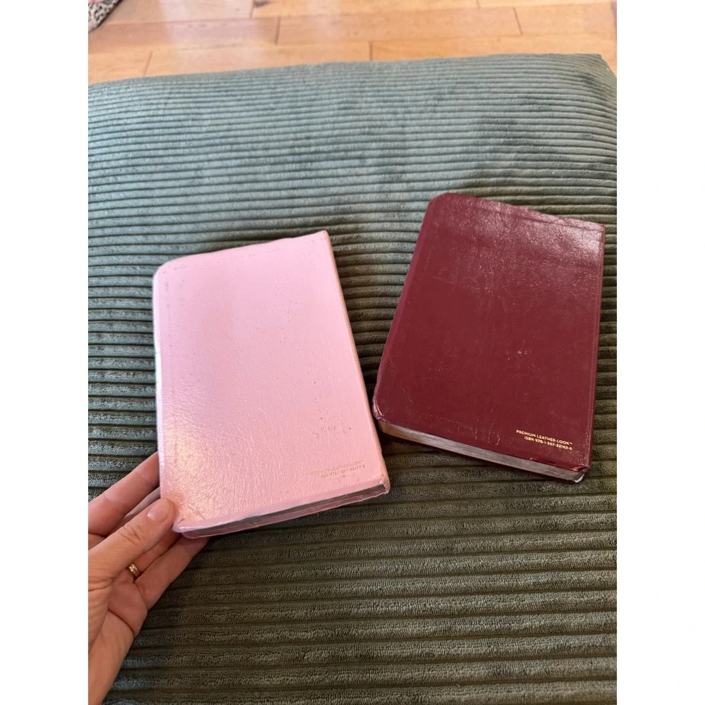 Two Holy Bible KJV Red Letter Edition Set Pink Burgundy‎